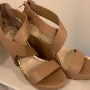 Jessica Simpson Women’s Wedges